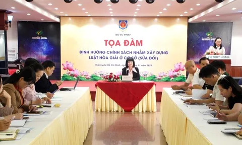 Tăng cường chế độ, chính sách cho đội ngũ hòa giải viên cơ sở