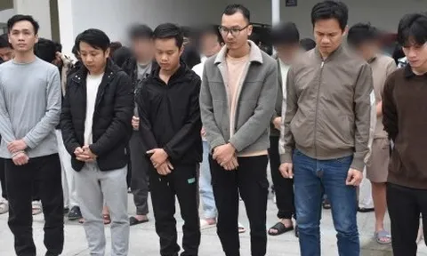 Phá đường dây website cờ bạc trực tuyến núp bóng công ty công nghệ