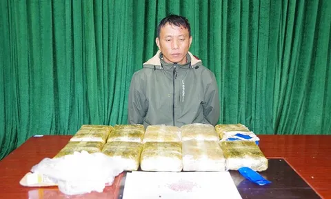 Mang 60.000 viên ma túy tổng hợp đi bán, người đàn ông bị bắt