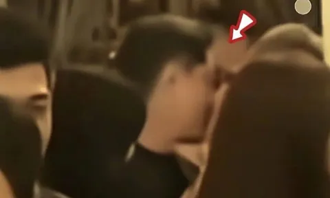 Cặp đôi đình đám nhất nhì showbiz bị bắt gặp ôm hôn nồng cháy
