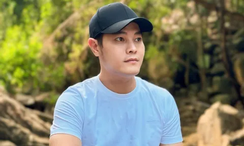 Vừa ly hôn vợ sau 20 năm gắn bó, nam ca sĩ Việt tiết lộ có bạn gái mới khiến khán giả bất ngờ