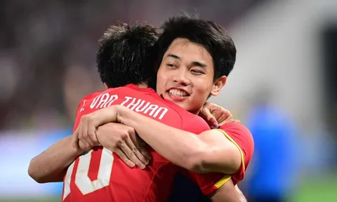 Xuân Son chúc mừng U22 Việt Nam