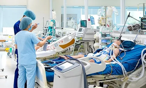 Từ sốt, ho thông thường, bé gái 6 tuổi suy đa cơ quan do cúm A 0