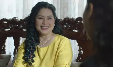 Lằn ranh tập 39: Nguyệt mang hộp quà bí ẩn đến nhà sếp