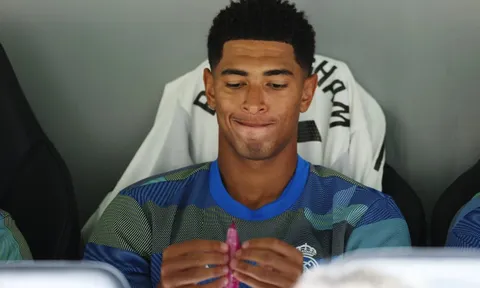 Các số 10 Premier League gây sức ép lên Bellingham