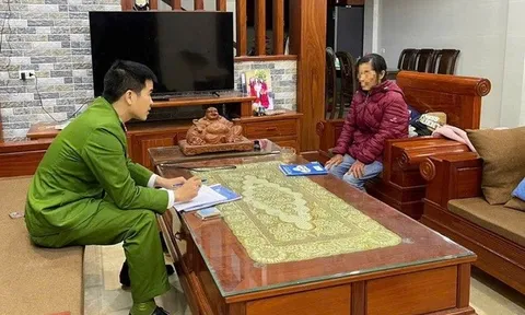 Người phụ nữ suýt bị lừa vì tin lời "nhân viên viễn thông" rởm