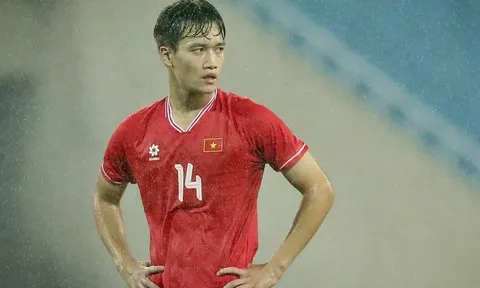 Tranh cãi quanh Quả bóng vàng cho Hoàng Đức