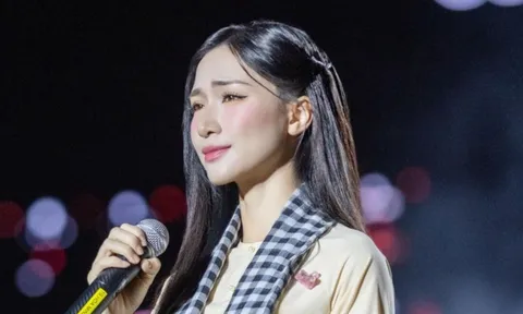 Hòa Minzy hóa giải mâu thuẫn với người đàn ông đặc biệt trong showbiz