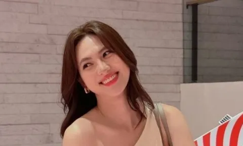 Sao Việt: Hoa hậu Mai Phương Thúy đẹp lạ, Phương Anh Đào tươi tắn dạo phố