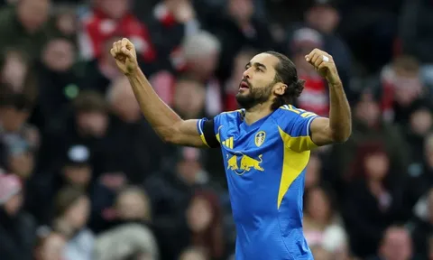 Tiền đạo 0 đồng buộc Premier League phải nhìn lại