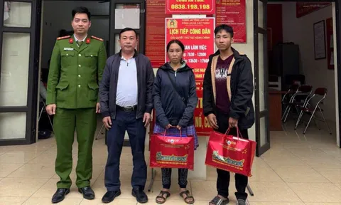 Tài khoản MB của người phụ nữ Lào Cai vừa nhận được 300 triệu đồng, không lâu sau có công an tới gặp