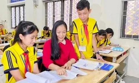 Quy định chuyển sang hạng II mới với giáo viên THCS