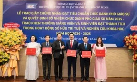 Trường Đại học Sư phạm TPHCM bổ nhiệm 5 Phó Giáo sư