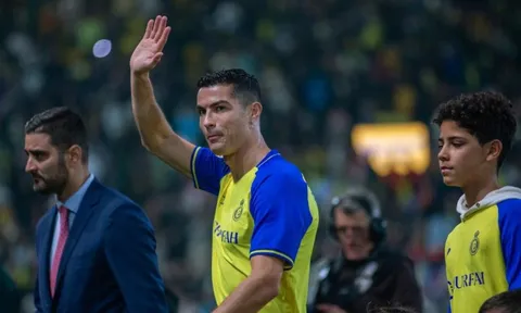 Ngày Ronaldo làm rung chuyển thế giới