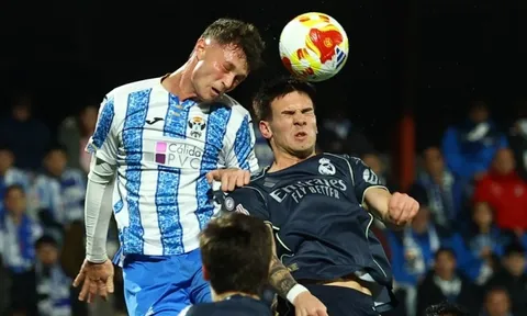 Tháng 1 định mệnh của 'thần đồng' Argentina