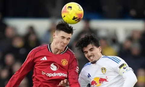 CĐV MU đòi thanh lý Sesko