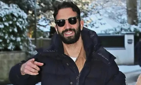 Amorim cười tươi khi rời MU