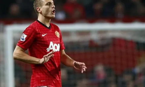 Vidic là thương vụ tháng 1 vĩ đại của MU