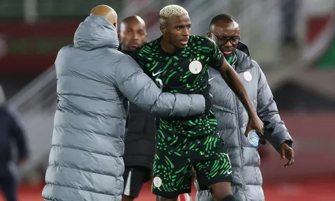 Osimhen và Lookman tranh cãi giữa chiến thắng 4-0 của Nigeria