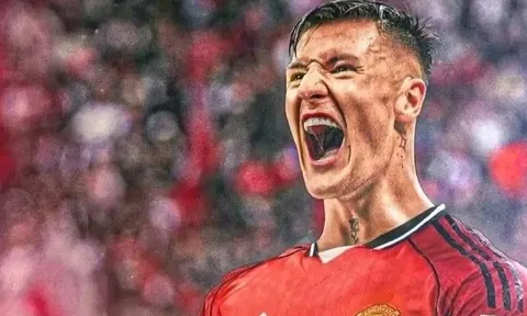 Amorim muốn Watkins, MU lại chọn Sesko