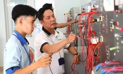 Phụ cấp độc hại cho nhà giáo dạy nghề: Nhiều kỳ vọng từ thực tiễn