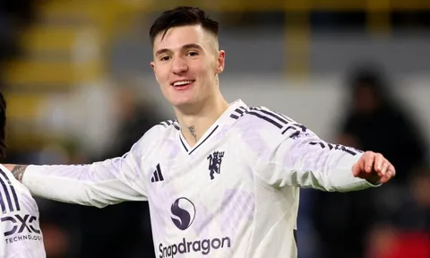 Sesko gây kinh ngạc