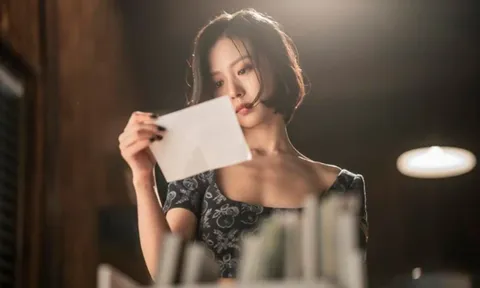 Go Min Si hứng 'bão' chỉ trích từ fandom của BTS