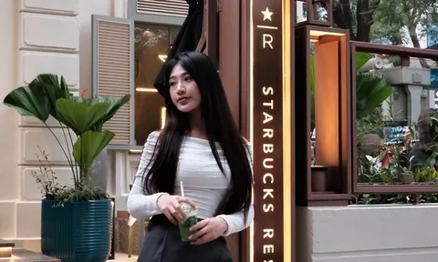 Starbucks "ôm" loạt vị trí vàng tỷ đồng - ván cược mặt bằng tại Việt Nam