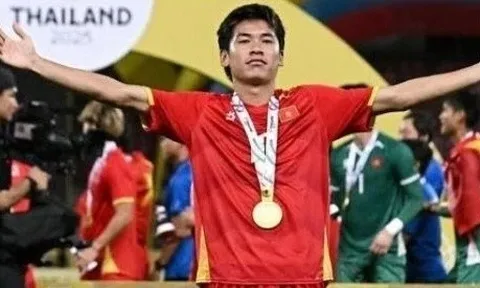 FIFA gọi tên người hùng của U23 Việt Nam