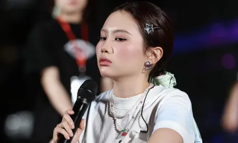 Phương Mỹ Chi 'hết tiền'