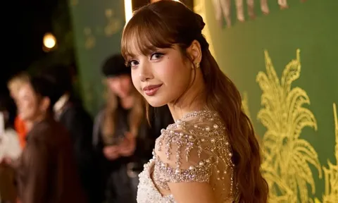 Lisa (BLACKPINK) đón tin mừng