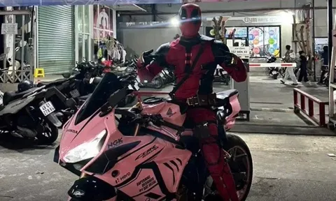 Xử phạt "người nhện" lái mô tô vi phạm giao thông trên phố