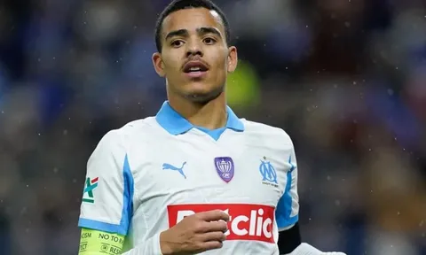 Greenwood lập hat-trick làm fan MU dậy sóng