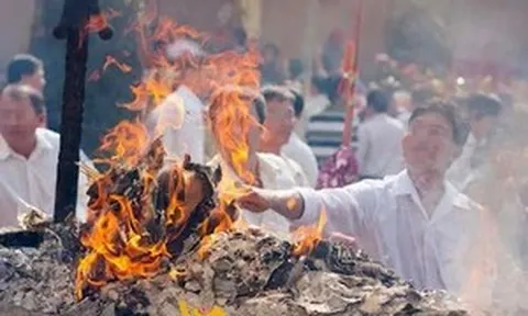 Loại bỏ mê tín, cờ bạc trá hình trong dịp lễ hội Tết Bính Ngọ 2026