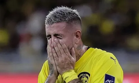 Án cấm FIFA đẩy tiền đạo nhập tịch Malaysia đến bờ vực giải nghệ