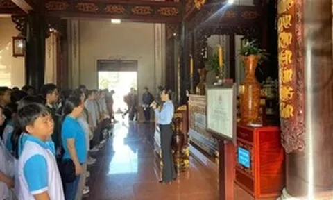 Trường học TPHCM siết chặt việc đăng tải thông tin học sinh trên mạng xã hội