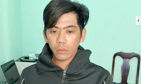 Khởi tố 2 đối tượng chém nhầm người đi đường