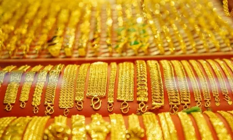 Chuyên gia dự báo giá vàng có thể giảm mạnh trong vài tháng tới