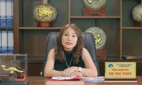 Nữ chủ tịch bán 'chui' cổ phiếu