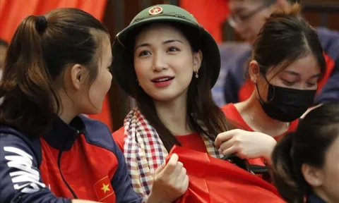 Hòa Minzy tuyên bố gây chú ý sau khi U23 Việt Nam chiến thắng ngoạn mục