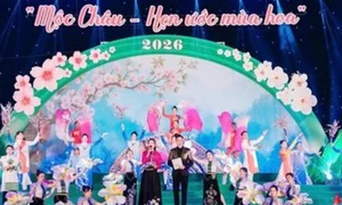 Rộn ràng lễ hội 'Hẹn ước mùa hoa' trên cao nguyên Mộc Châu