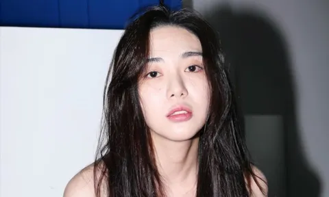 Kwon Mina tiếp tục đăng trạng thái khó hiểu, người hâm mộ lo lắng