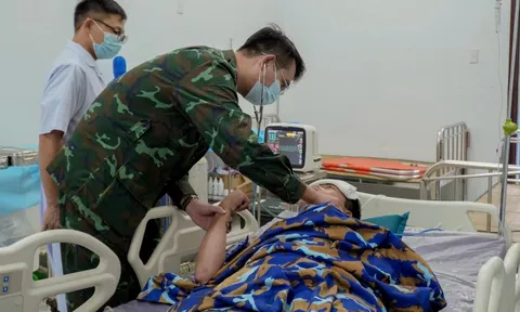 Chuyến bay xuyên đêm cứu bệnh nhân nguy kịch trên đảo Sinh Tồn 0