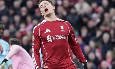 Wirtz không cứu nổi Liverpool