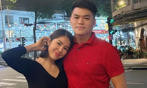 Diễn viên Lê Phương tình tứ bên chồng
