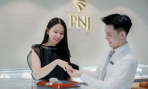 Giá vàng lên sát 170 triệu/lượng, doanh thu bán vàng của PNJ giảm 43%, điều gì tạo nên mức lãi kỷ lục gần 2.830 tỷ đồng?