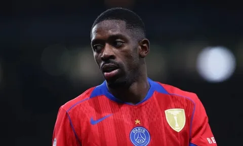 PSG đáp trả yêu cầu tăng lương của Dembele