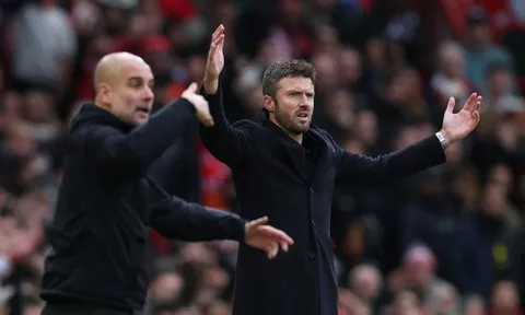 Carrick từ chối dự cuộc họp của MU