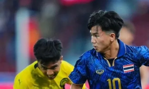 Bước ngoặt của bóng đá Thái Lan