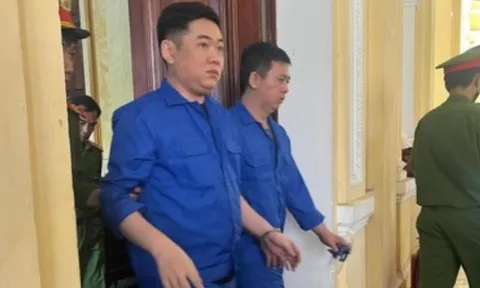 Giám đốc vận chuyển trái phép gần 13.000 tỷ đồng qua biên giới bị phạt 13 năm tù